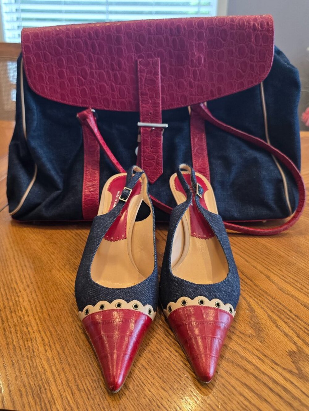 Antonio Barbato purse